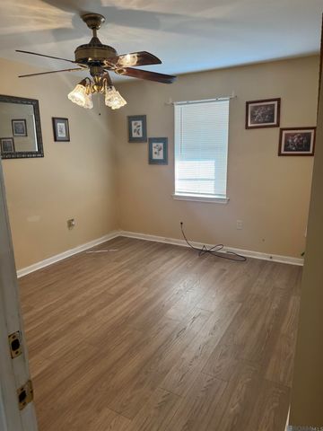 4735 Stearns St, Baton Rouge, LA 70811