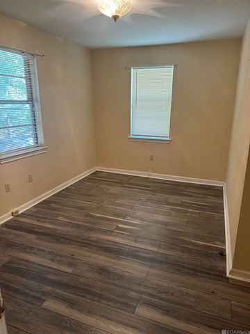 4735 Stearns St, Baton Rouge, LA 70811