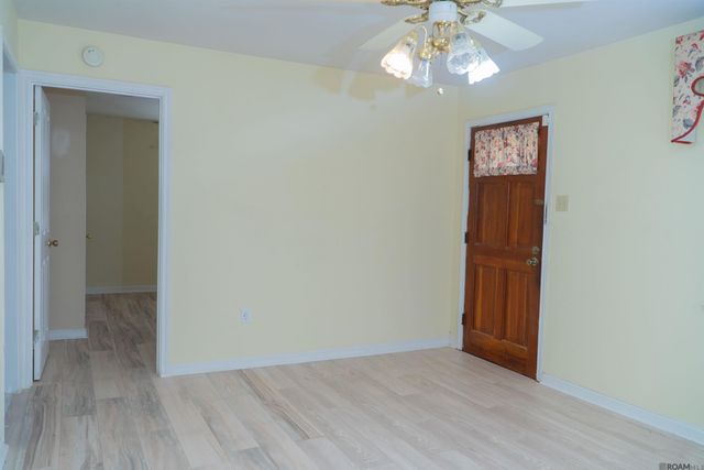 4735 Stearns St, Baton Rouge, LA 70811