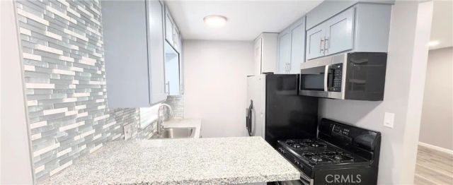 10527 Western Avenue 8, Downey, CA 90241