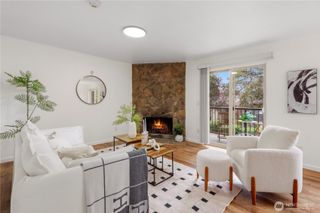 12525 NE 145th Place #F97, Kirkland, WA 98034