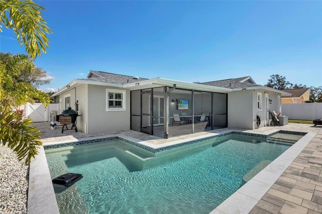 11034 MALAGA DRIVE, Largo, FL 33774