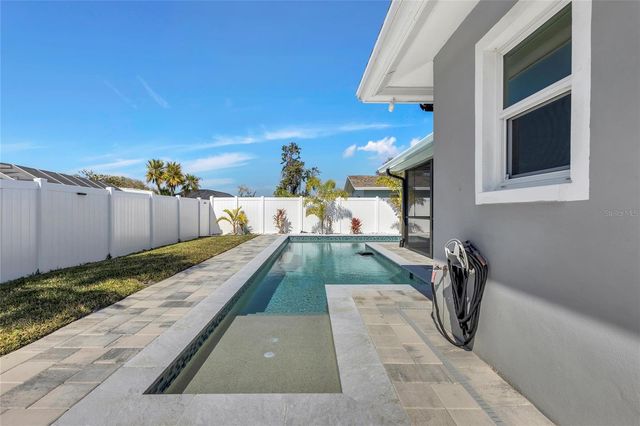 11034 MALAGA DRIVE, Largo, FL 33774