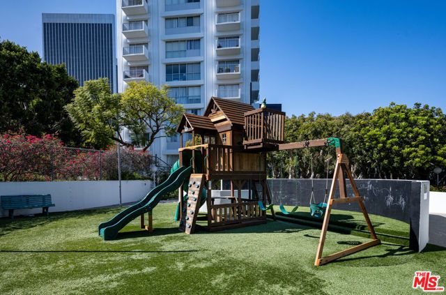 2170 Century Park East 1107, Los Angeles, CA 90067