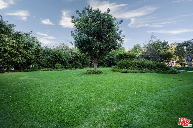 2170 Century Park East 1107, Los Angeles, CA 90067