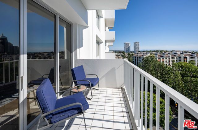 2170 Century Park East 1107, Los Angeles, CA 90067