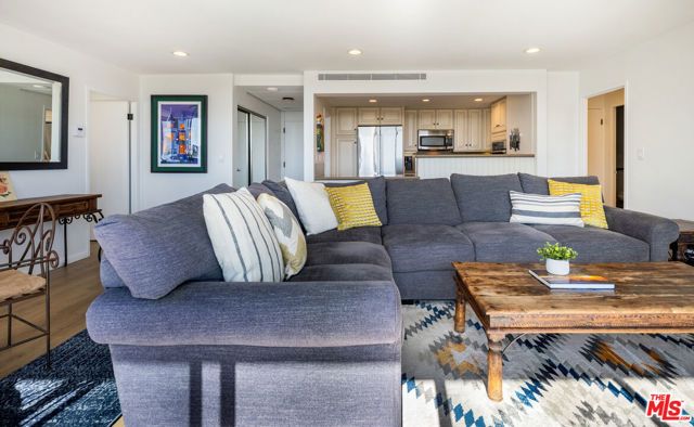 2170 Century Park East 1107, Los Angeles, CA 90067