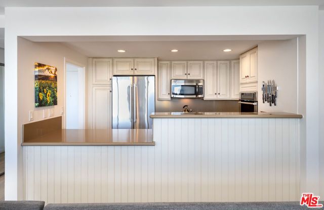 2170 Century Park East 1107, Los Angeles, CA 90067