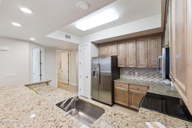 3 Riverwalk Dr Unit 404, New Smyrna Beach, FL 32169