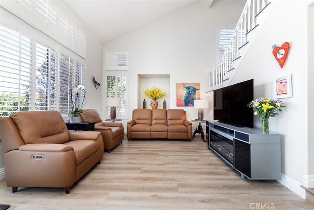 14266 Sequoia, Canyon Country, CA 91387