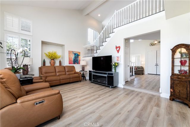 14266 Sequoia, Canyon Country, CA 91387