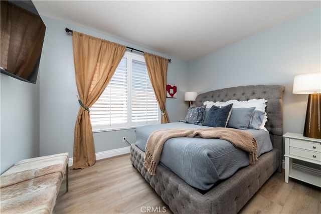 14266 Sequoia, Canyon Country, CA 91387
