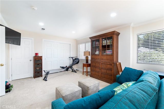 14266 Sequoia, Canyon Country, CA 91387