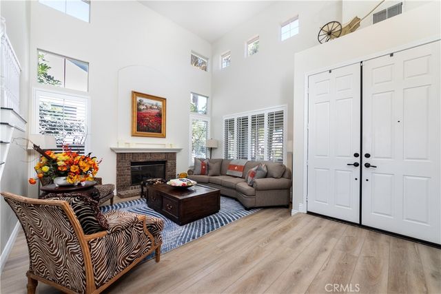 14266 Sequoia, Canyon Country, CA 91387