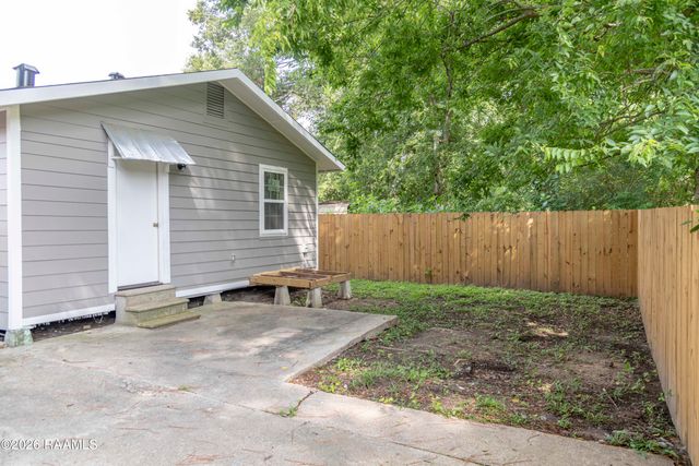 105 Gauthier Road, Lafayette, LA 70501
