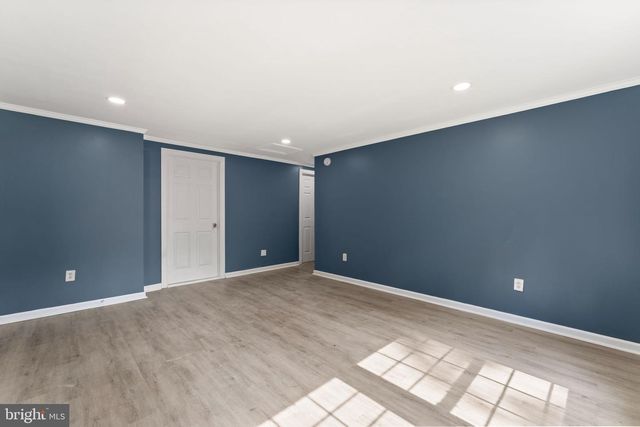 2711 S SHORE DR, Williamstown, NJ 08094