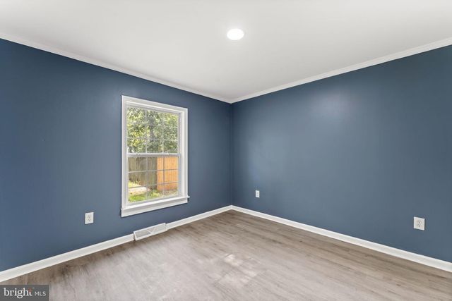 2711 S SHORE DR, Williamstown, NJ 08094