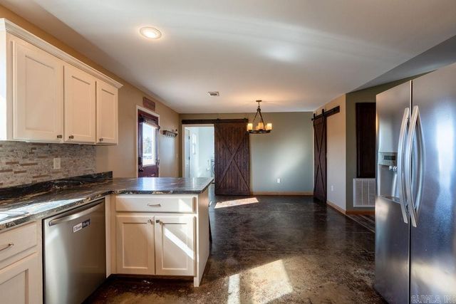 389 Center Chapel Rd., Wilburn, AR 72179