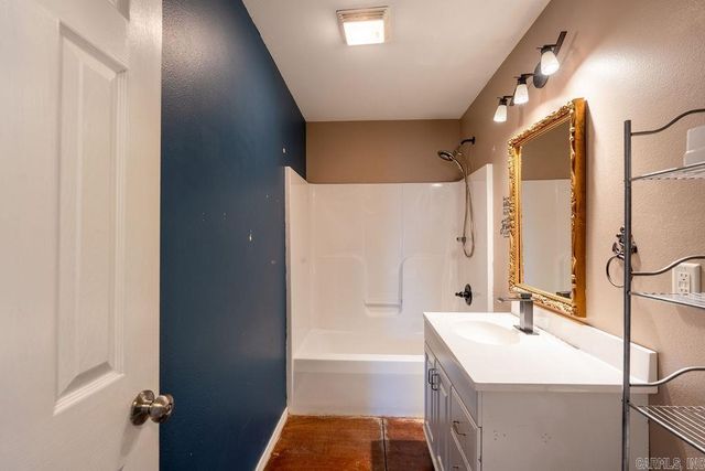 389 Center Chapel Rd., Wilburn, AR 72179