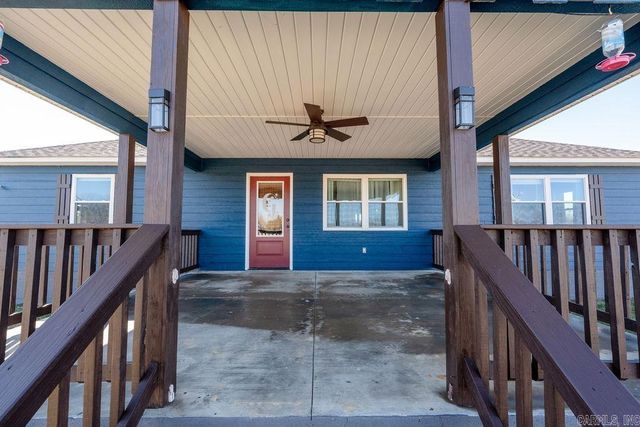 389 Center Chapel Rd., Wilburn, AR 72179