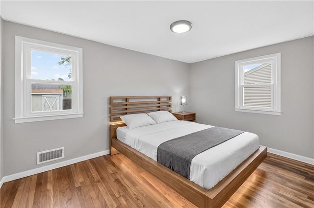 859 Church Avenue, Warwick, RI 02889