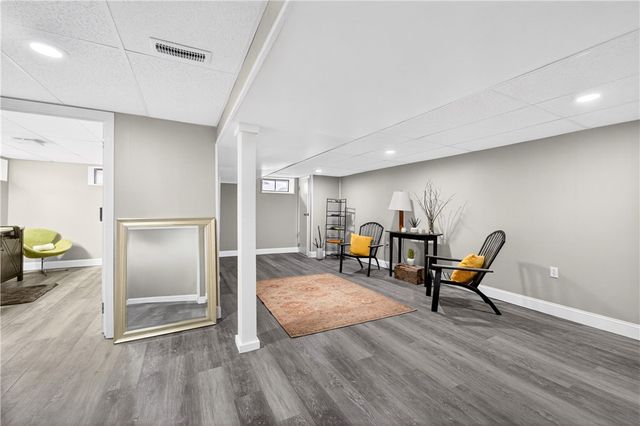859 Church Avenue, Warwick, RI 02889