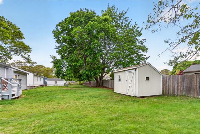 859 Church Avenue, Warwick, RI 02889