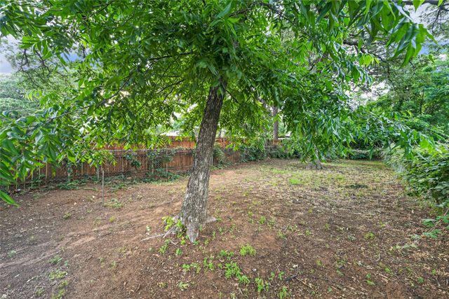 521 Ruth Street A, Denton, TX 76205