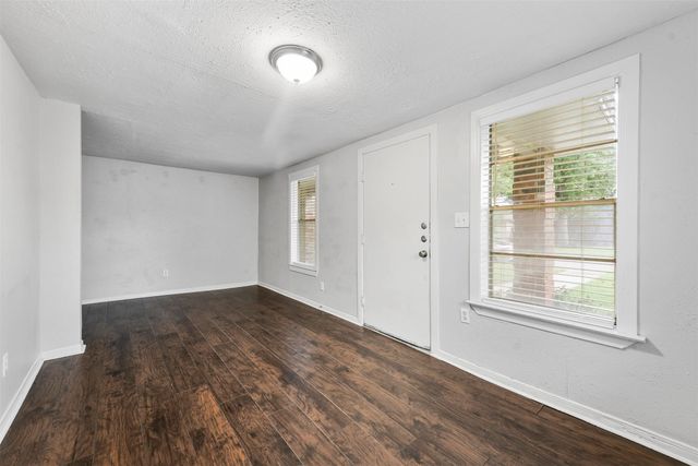 521 Ruth Street A, Denton, TX 76205