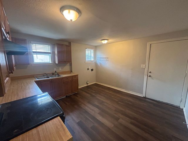 521 Ruth Street A, Denton, TX 76205