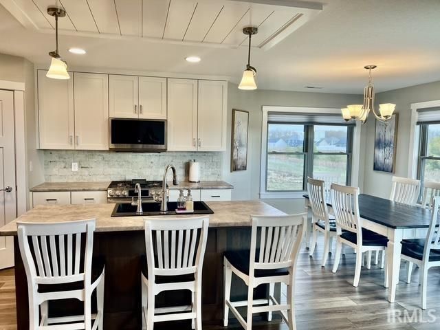 4977 Silverstone Passage, Fort Wayne, IN 46818