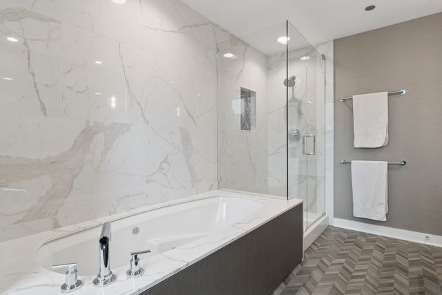 505 N McClurg Court 1705, Chicago, IL 60611