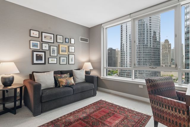 505 N McClurg Court 1705, Chicago, IL 60611