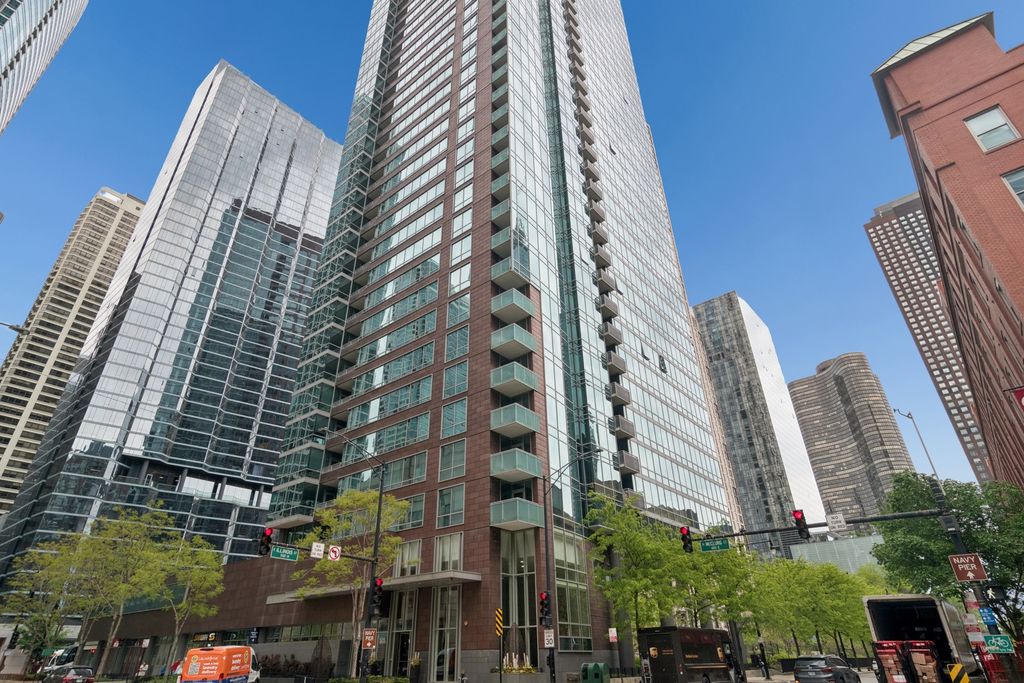 505 N McClurg Court 1705, Chicago, IL 60611