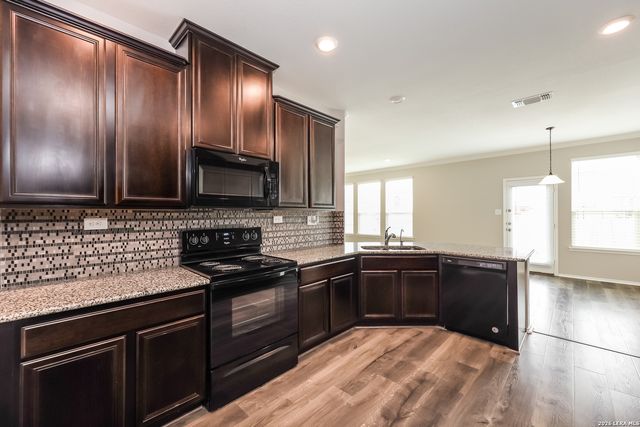 2625 Green Leaf Way, San Antonio, TX 78244