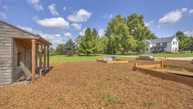 W608 County Road S, Kewaskum, WI 53040