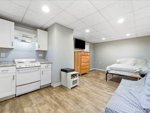 75 Lexington Road, Shirley, NY 11967