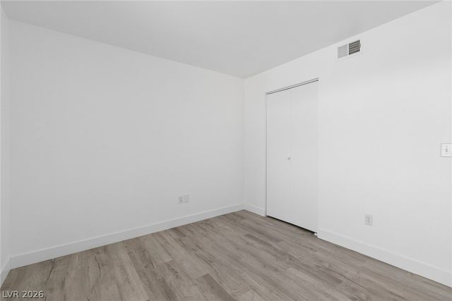 7885 West Flamingo Road 2152, Las Vegas, NV 89147