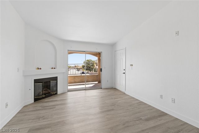 7885 West Flamingo Road 2152, Las Vegas, NV 89147