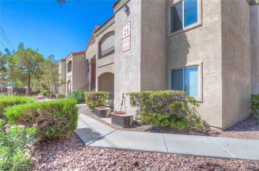 7885 West Flamingo Road 2152, Las Vegas, NV 89147 — photo 2