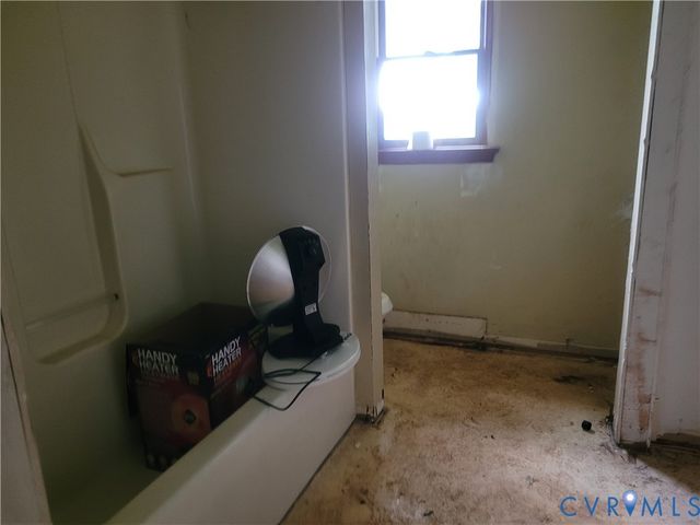 17790 Egglestetton Rd Rd, Amelia Courthouse, VA 23002