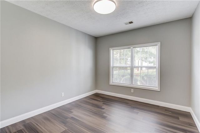 2221 Baker Carter Drive, Loganville, GA 30052