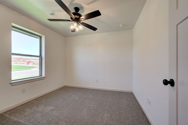 3329 Slate River Drive, Yukon, OK 73099
