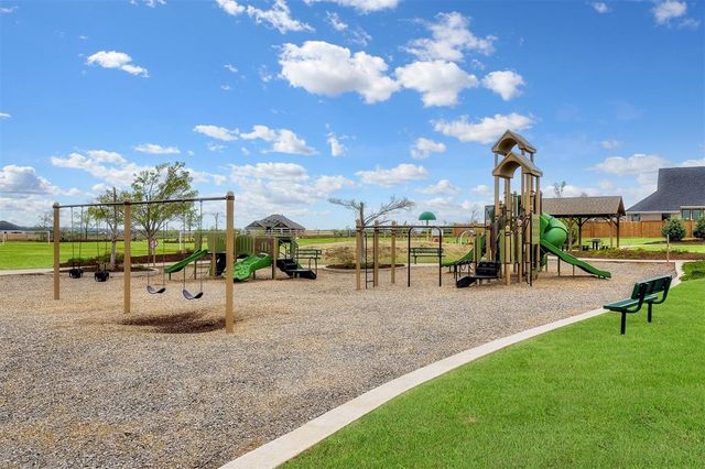 3329 Slate River Drive, Yukon, OK 73099