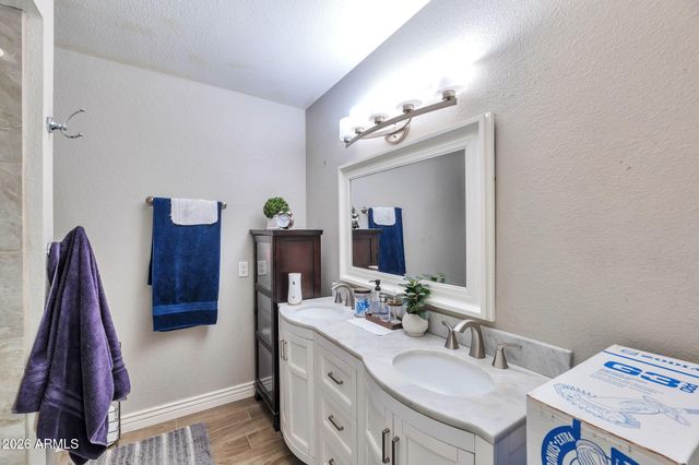 6201 W RIVIERA Drive, Glendale, AZ 85304