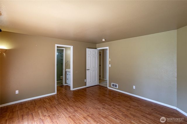 112 Holli Lane, Centralia, WA 98531
