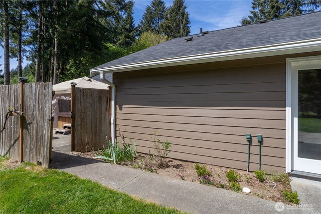 112 Holli Lane, Centralia, WA 98531