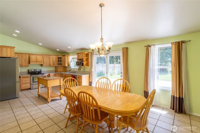 112 Holli Lane, Centralia, WA 98531