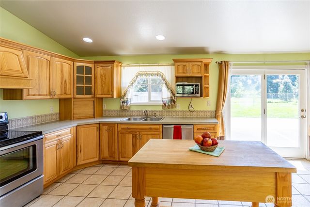 112 Holli Lane, Centralia, WA 98531
