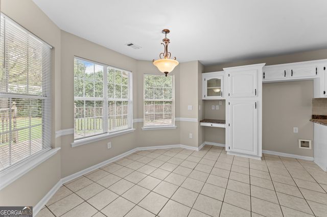 302 Jubilee Circle, Bonaire, GA 31005